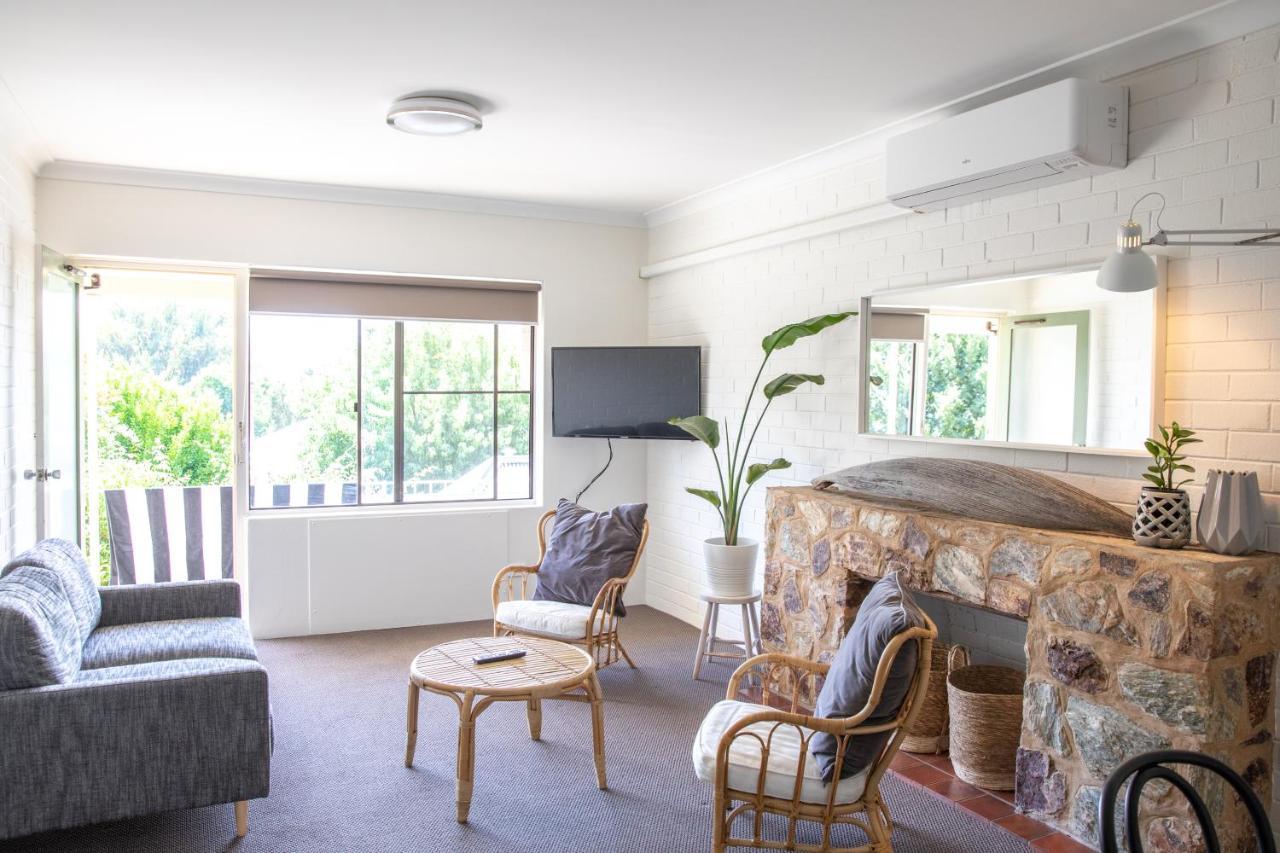 Harriet House Tumut Motel Екстериор снимка